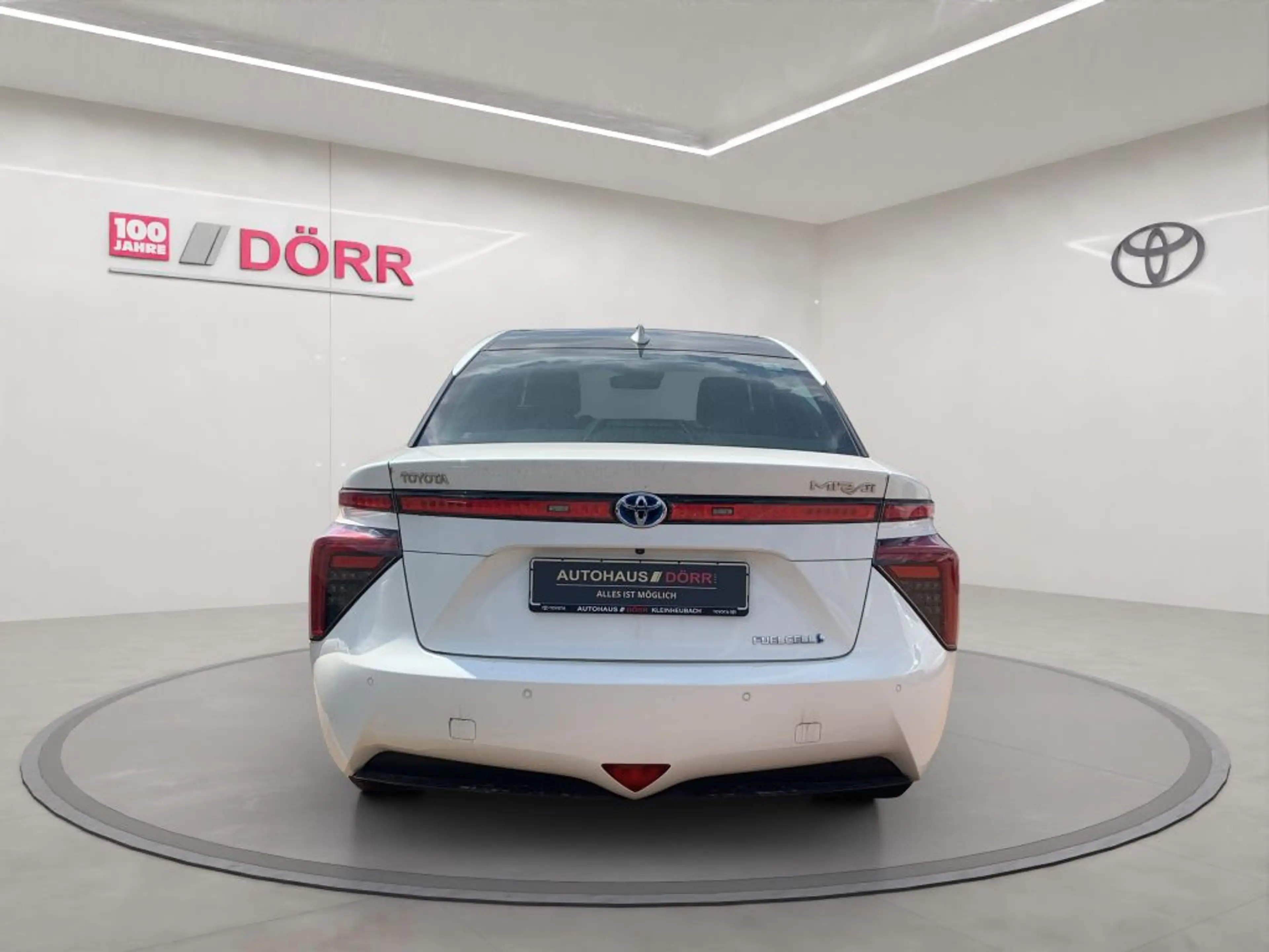 Toyota Mirai * — photo 3