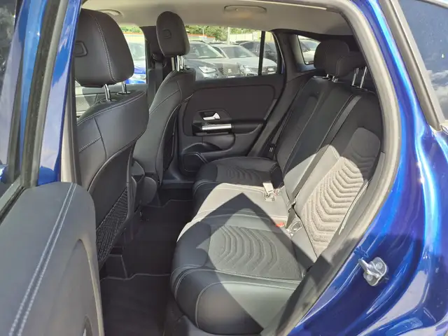 Mercedes-Benz Gla view 7