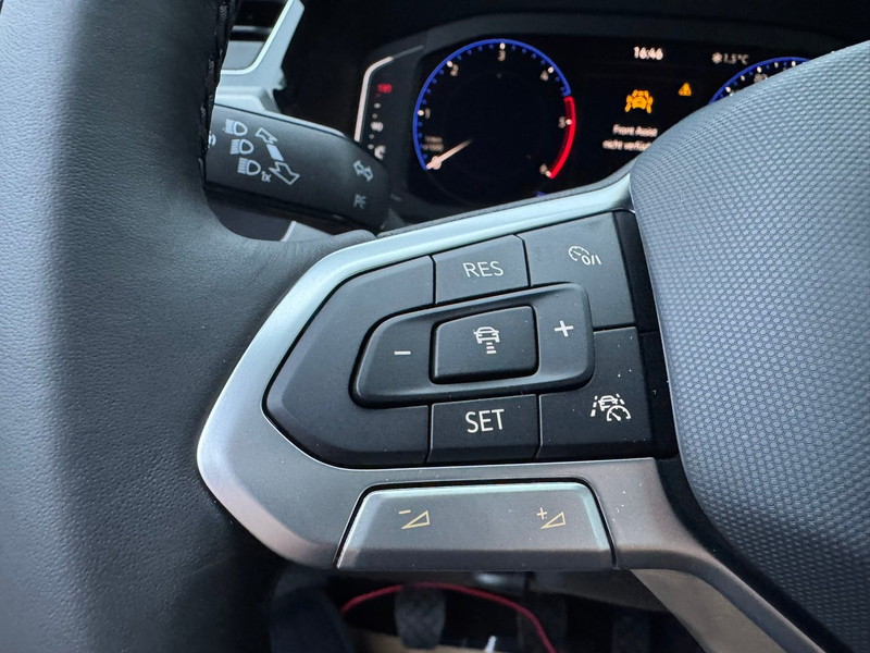 Volkswagen Touran Friends TDI — photo 9