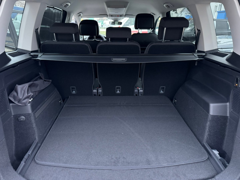 Volkswagen Touran Friends TDI — photo 7