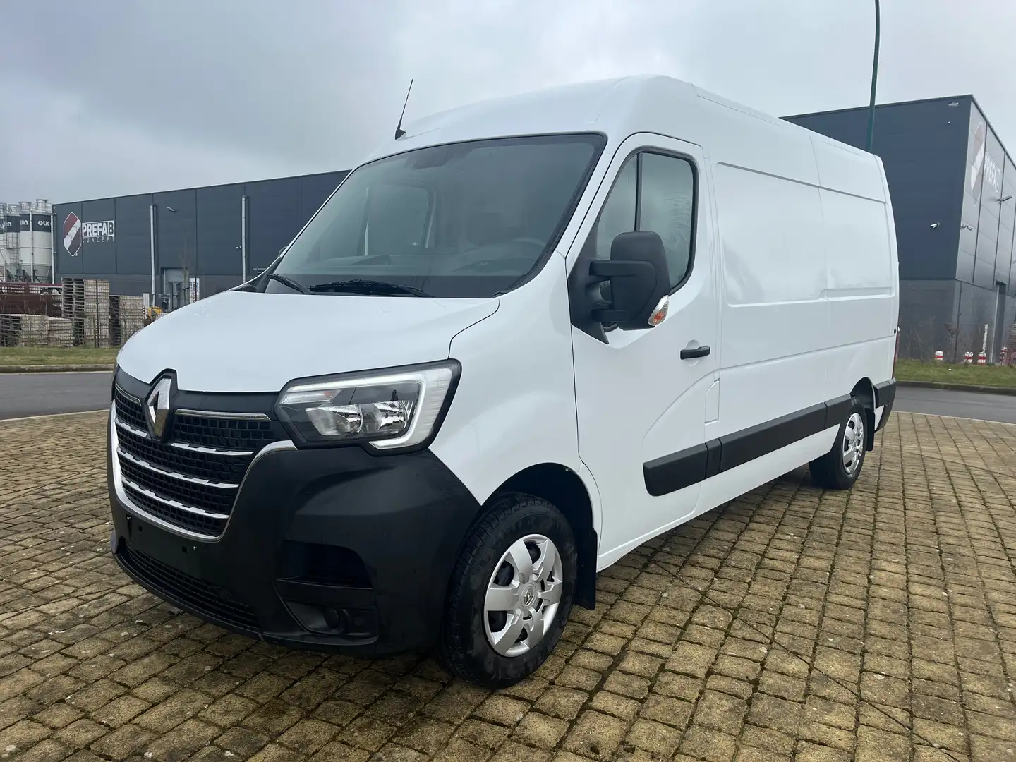 Renault Master L2H2 + lift 500 kg / Garantie / 28090,90 € htva Blanco - 2