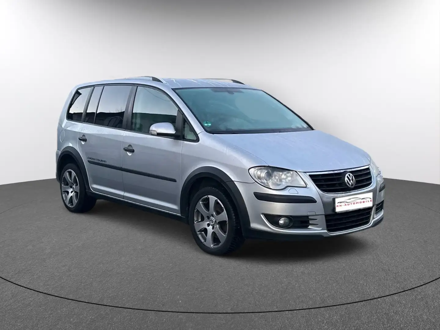 Volkswagen Touran CrossTouran Silber - 1