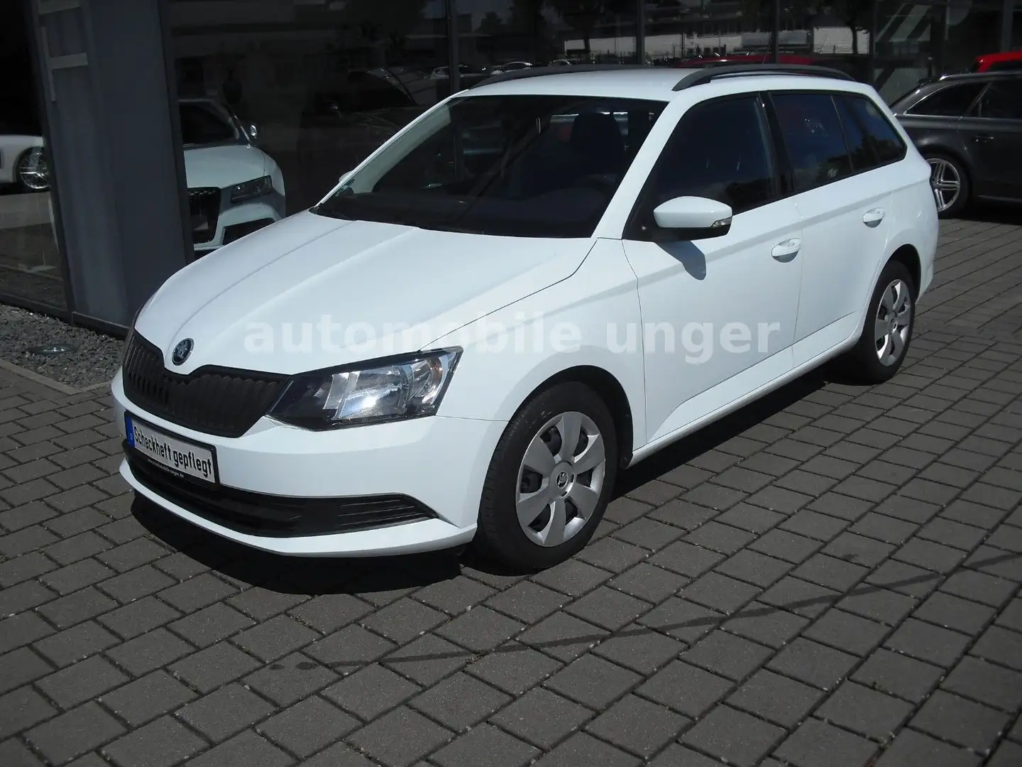 Skoda Fabia Combi Cool Plus 1.4TDI KLIMA DAB PDC AHK Weiß - 1