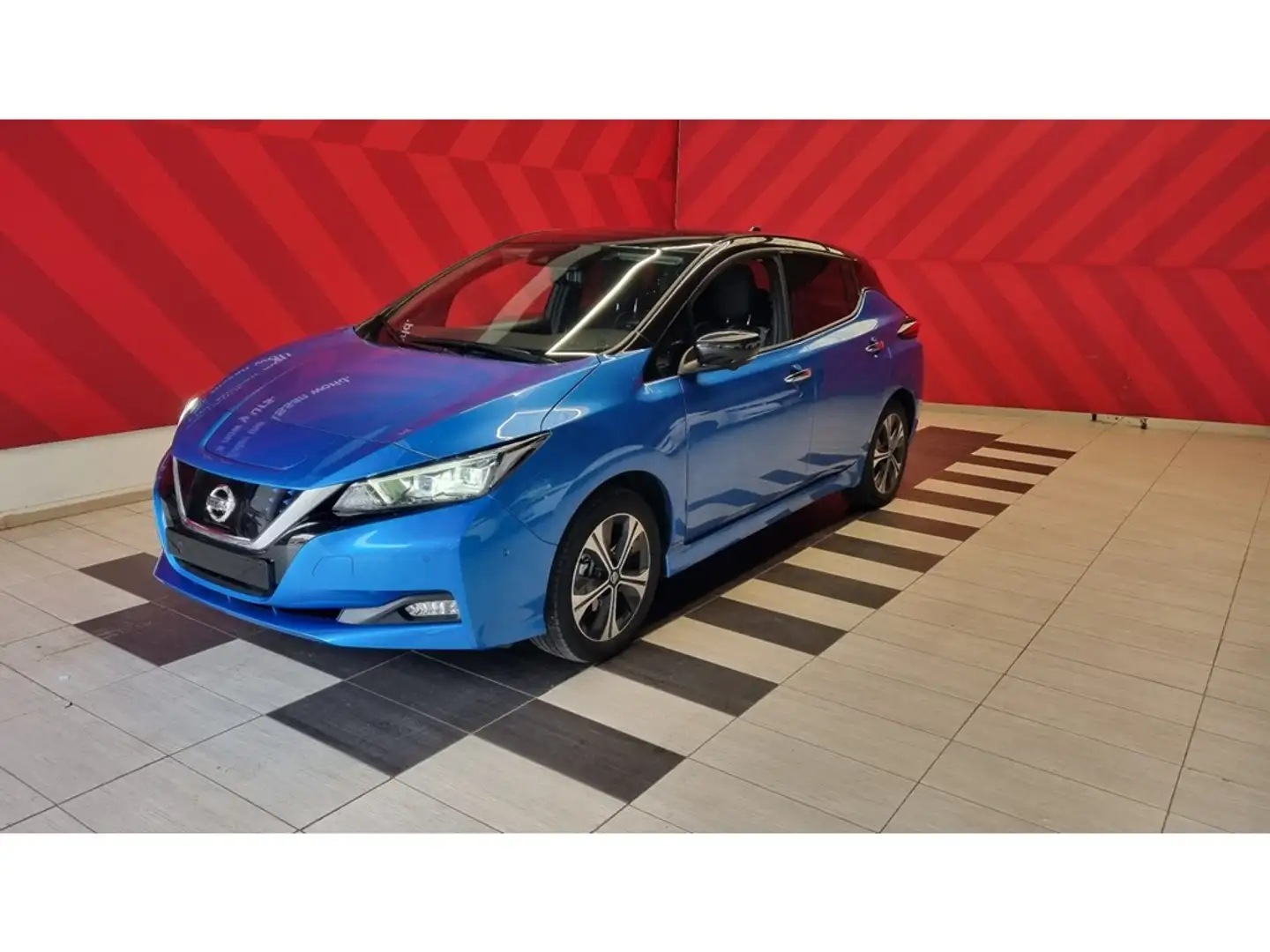 Nissan Leaf Range 385km//Tekna 62kw/h +propilot Park//btw Wage Blue - 1