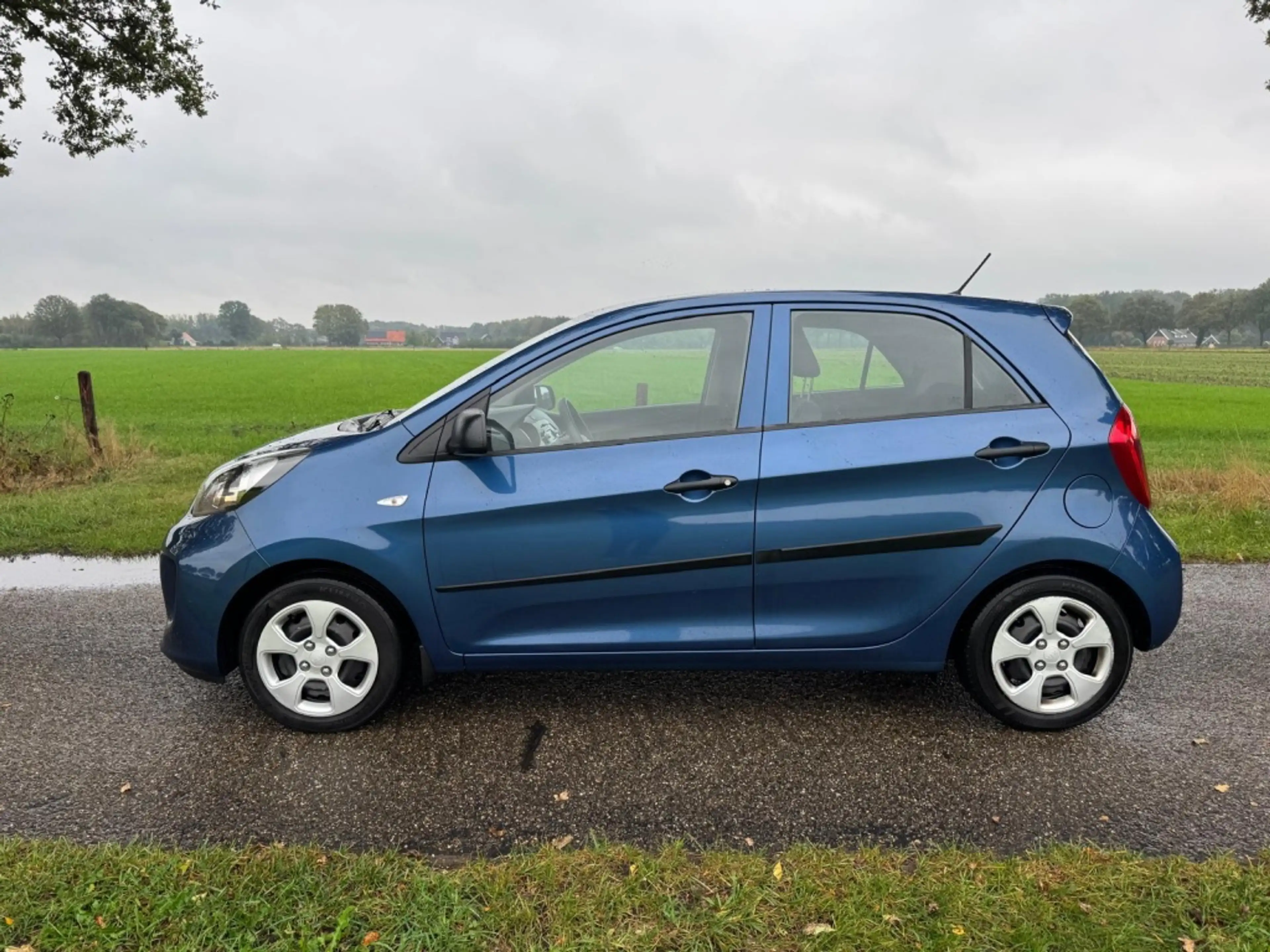 Kia Picanto 1.0 CVVT EconomyLine — photo 16