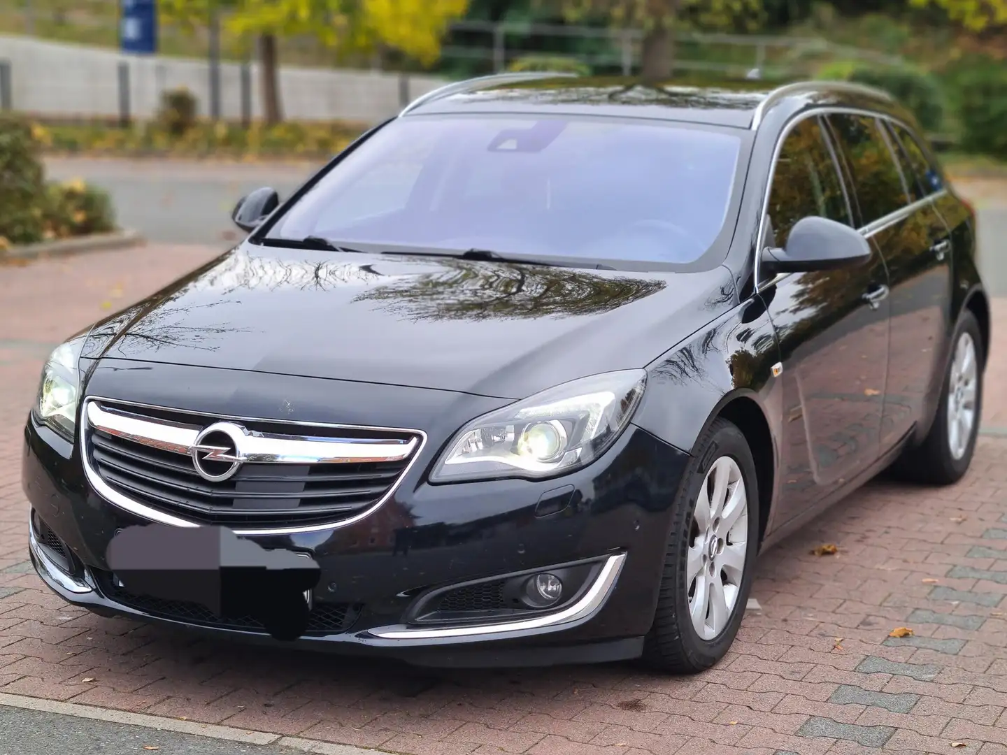 Opel Insignia Insignia 1.6 CDTI Sports Tourer ecoFLEXStart/Stop Schwarz - 2