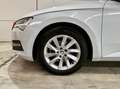 Skoda Superb Combi 2.0TDi*DSG*1st*Owner*Historic*CarPlay*New Weiß - thumbnail 6
