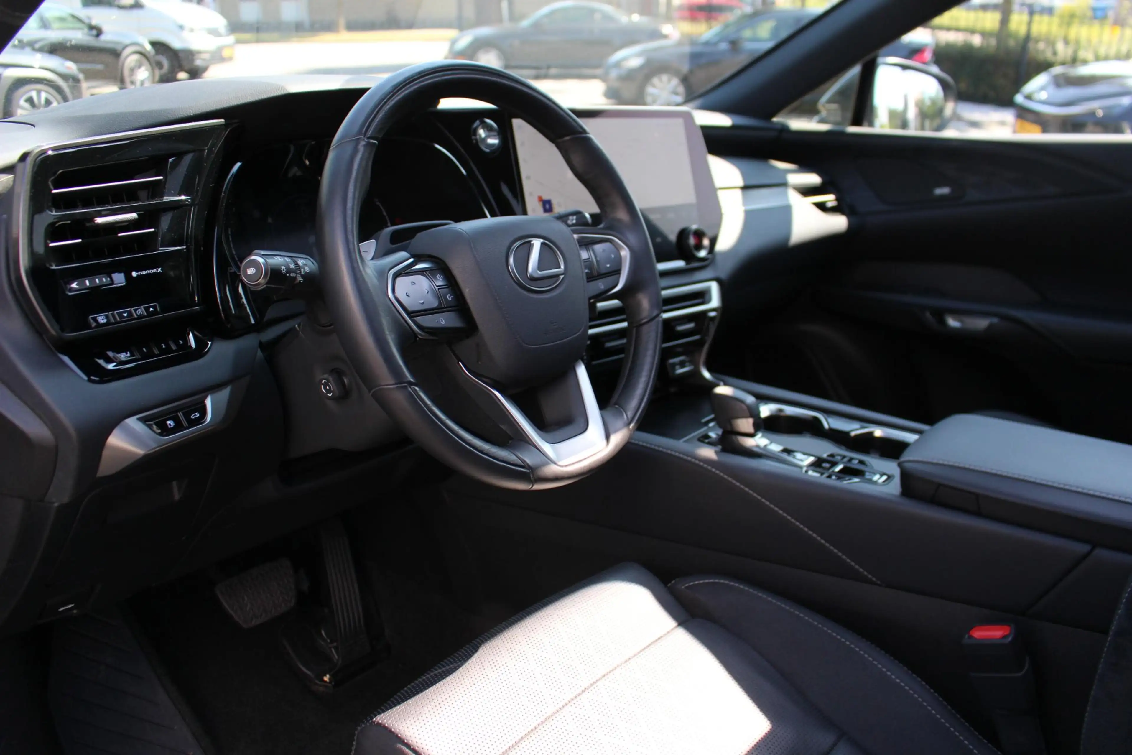 Lexus RX 450h 450h+ Plug-in Hybrid President Line NL-AUTO MARK-L — photo 13