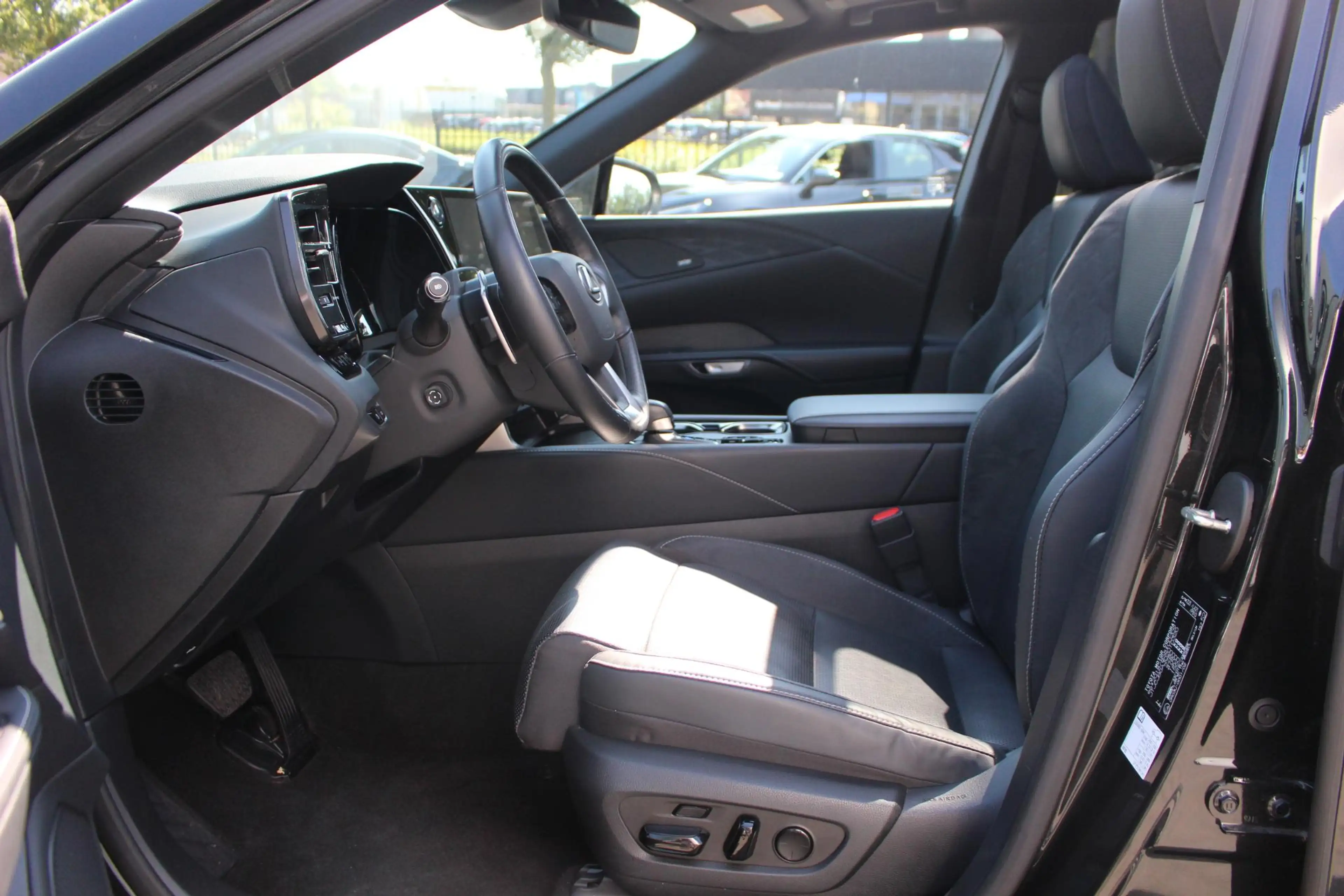 Lexus RX 450h 450h+ Plug-in Hybrid President Line NL-AUTO MARK-L — photo 14