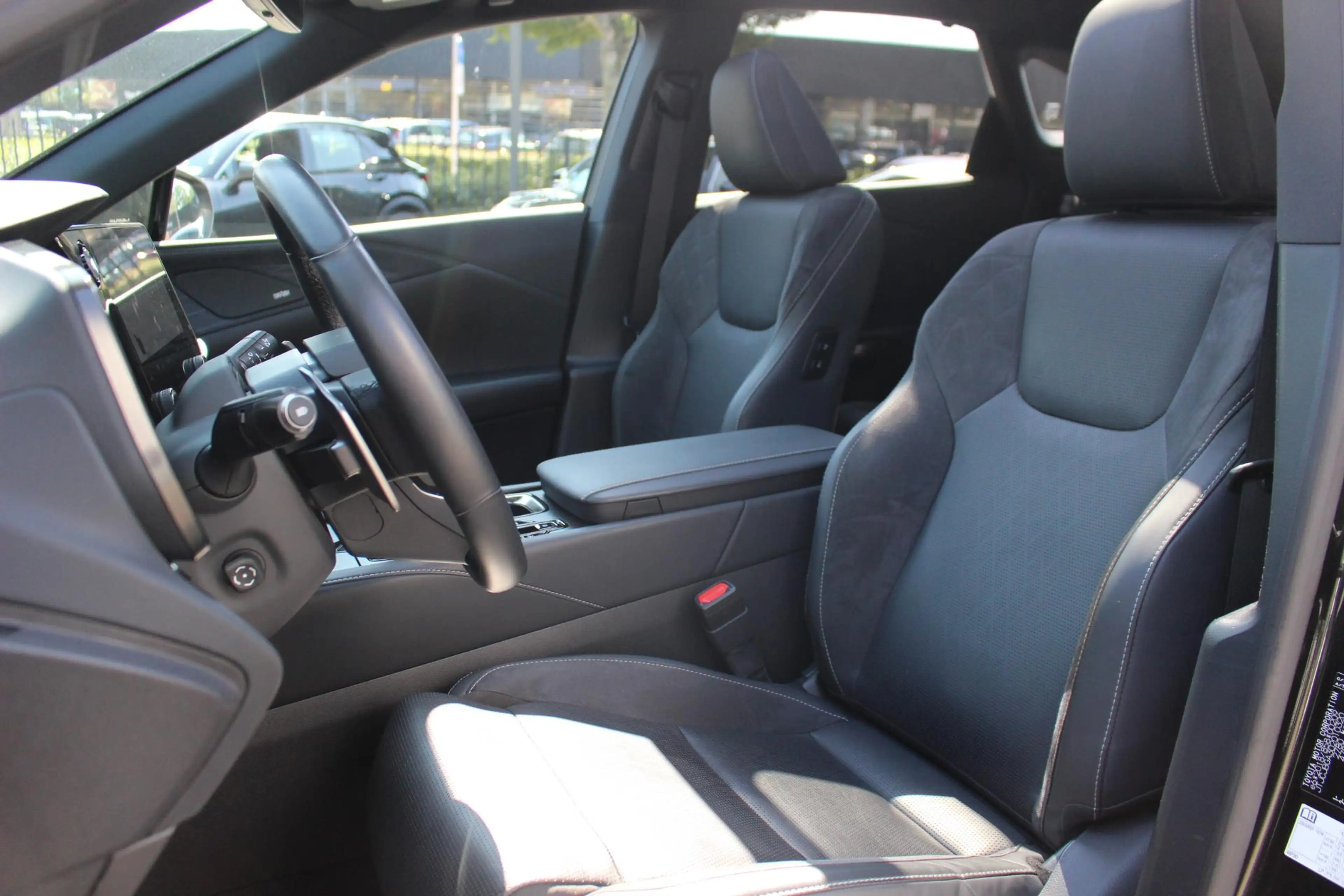 Lexus RX 450h 450h+ Plug-in Hybrid President Line NL-AUTO MARK-L — photo 15