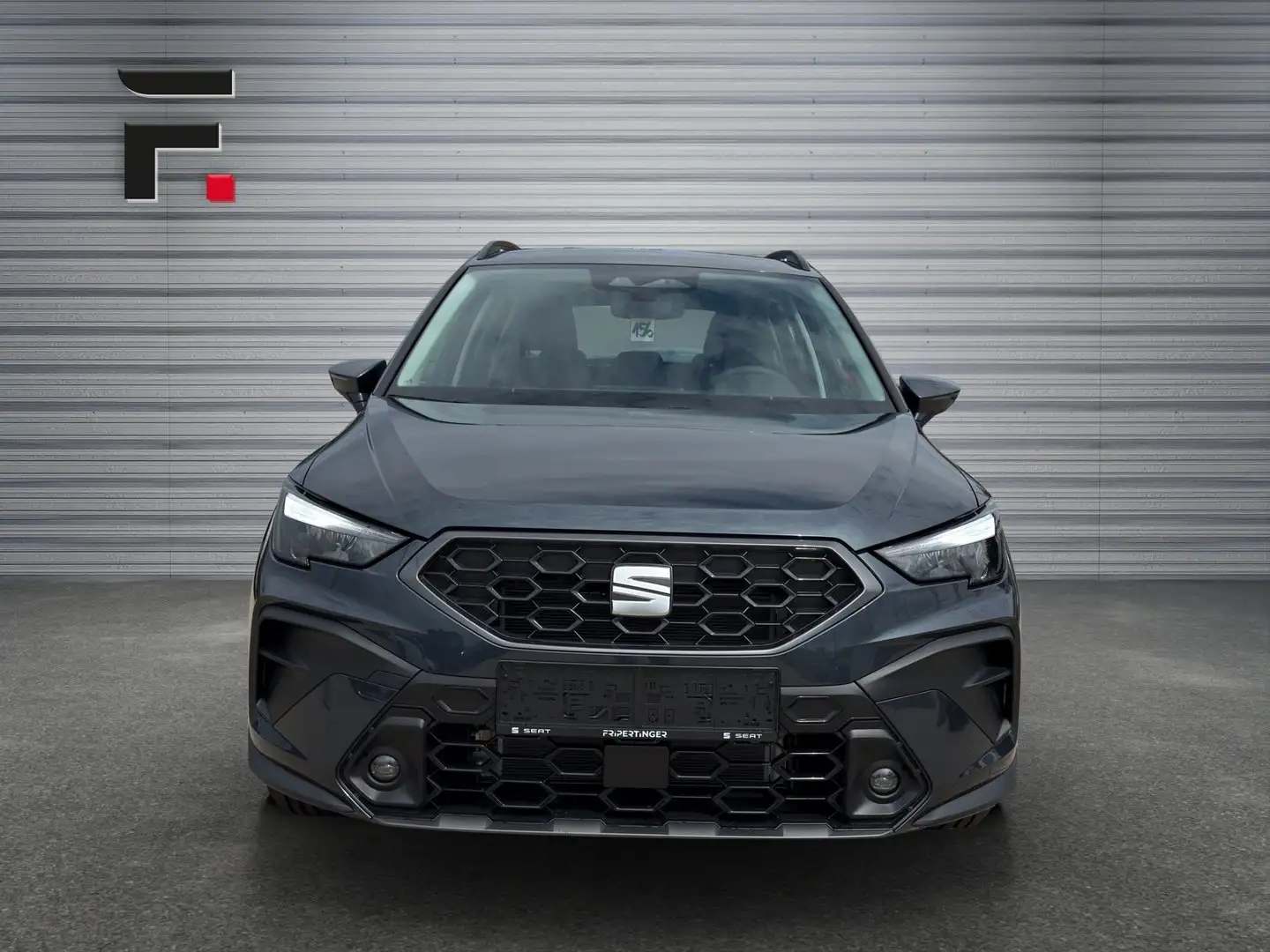 SEAT Arona Reference Edition 1.0 TSI Grau - 2