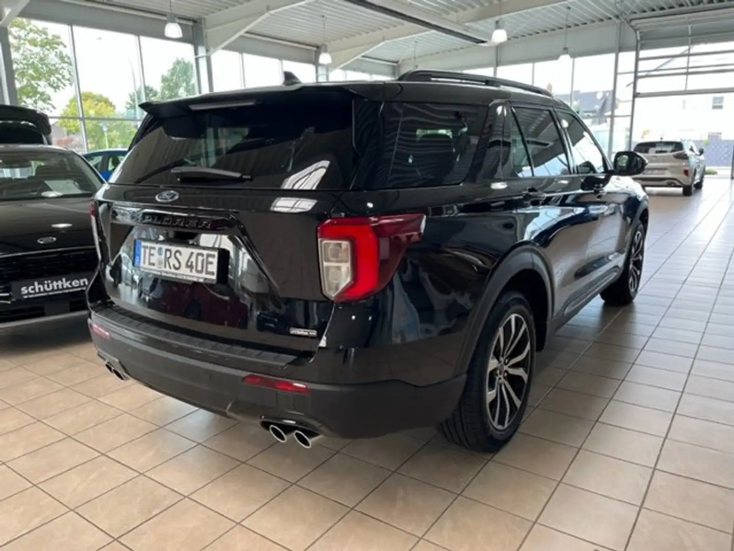 Ford Explorer ST-Line Plug-in-Hybrid NAVI, PANO, LED, 7-Sitzer Siyah - 2