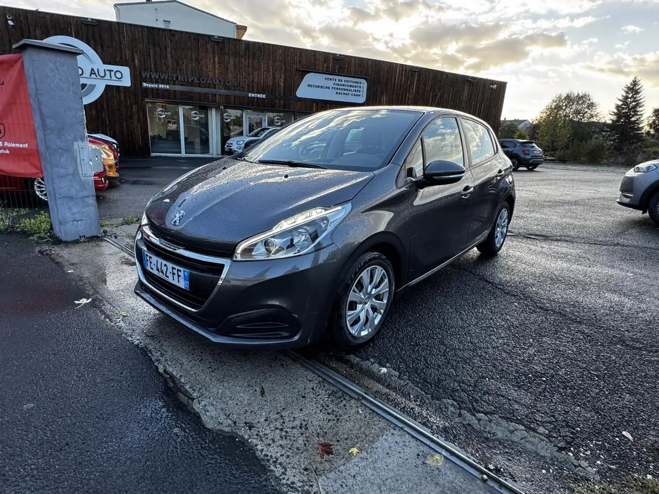 Peugeot 208 1.5 BlueHDi S\\u0026S - 100 Active + cli