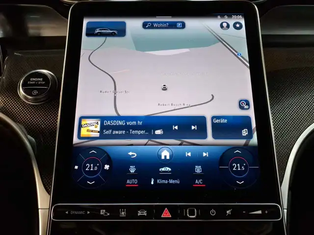 Mercedes-Benz GLC view 12