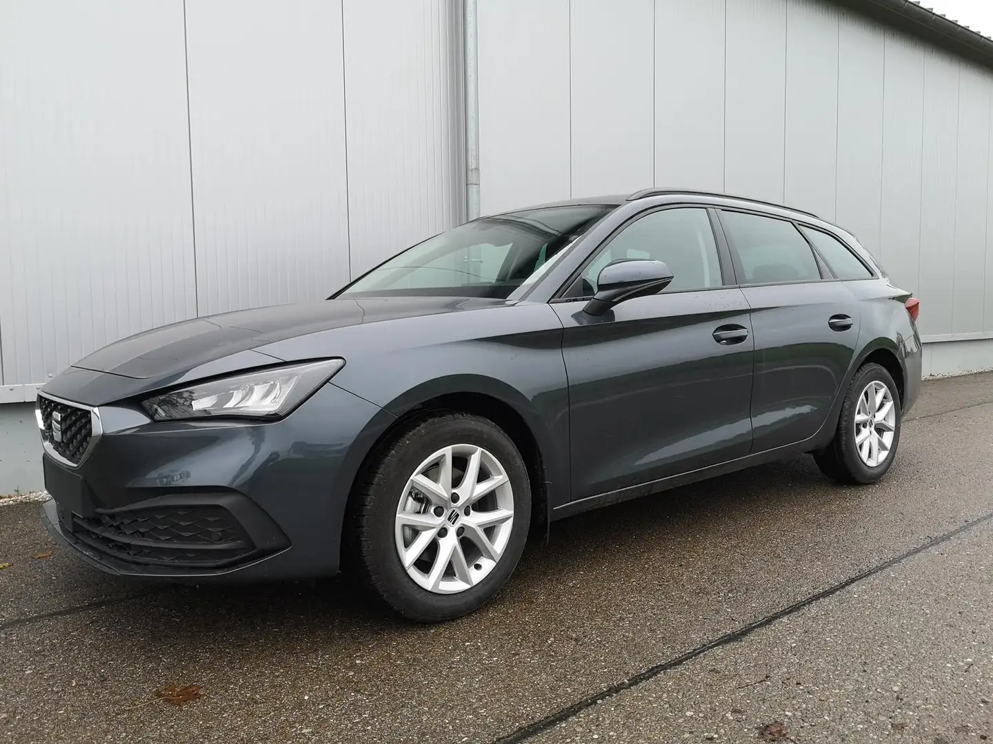 SEAT Leon Sportstourer 1.5 eTSI 110 kW Style Kombi Sunset... - 2