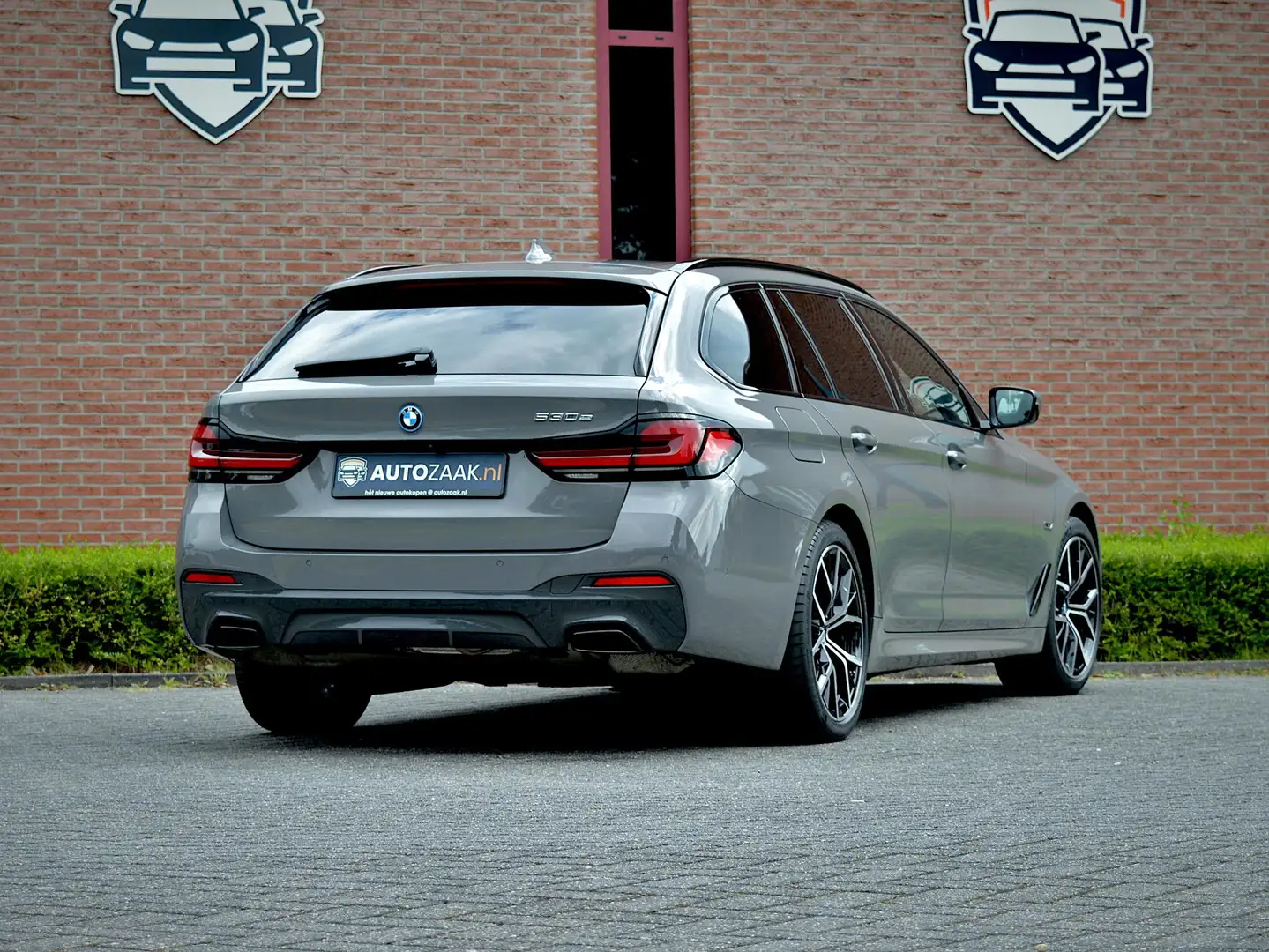 BMW 530 5-serie Touring 530e M Sport | ACC | Panorama | Tr Gris - 2
