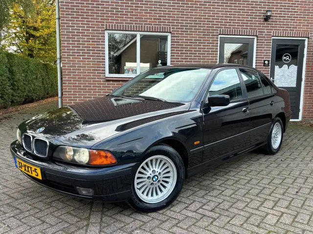 BMW 540 540i V8 290PK, Xenon, UNIEKE STAAT