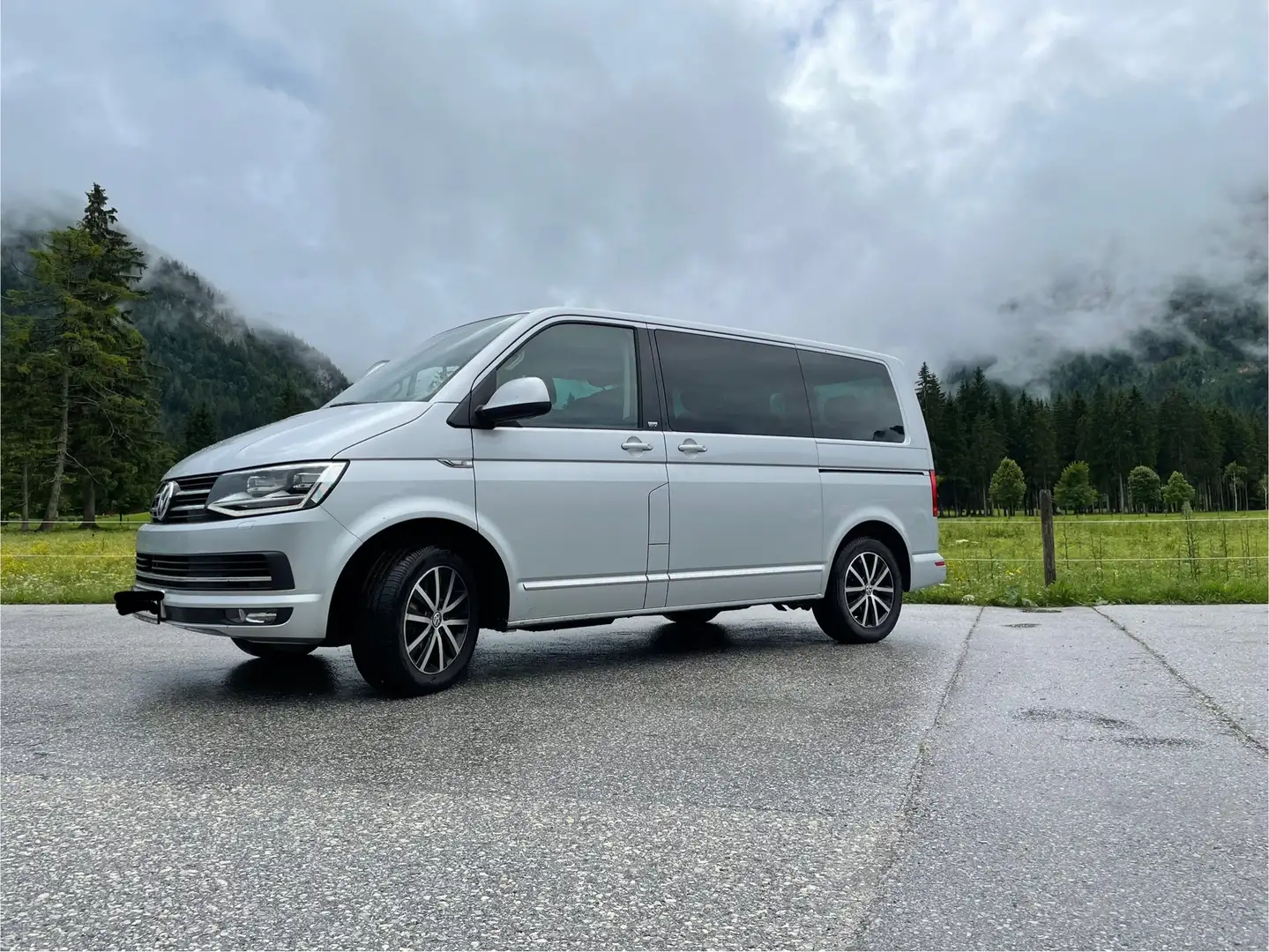 Volkswagen T6 Multivan Generation Six 2,0 TDI 4Motion BMT DSG - 2