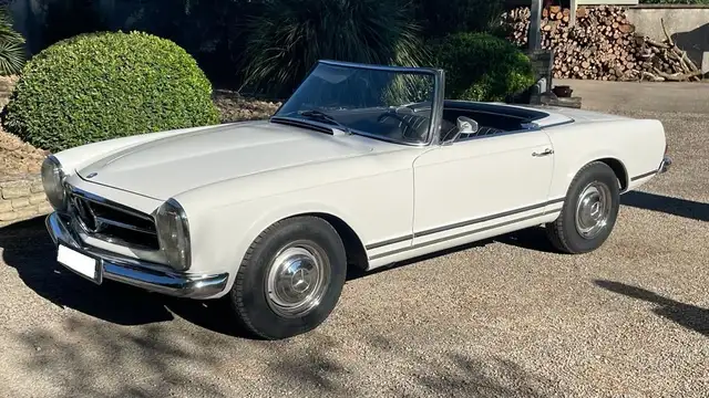 Mercedes-Benz 230 SL SL PAGODE