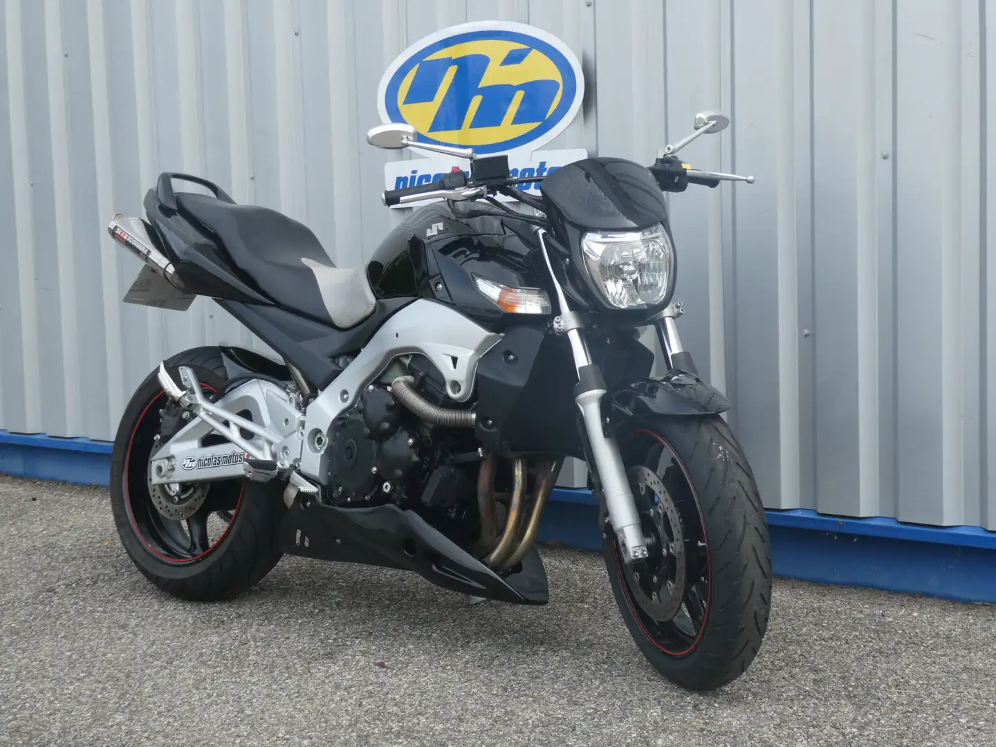 Suzuki GSR 600 Noir - 2