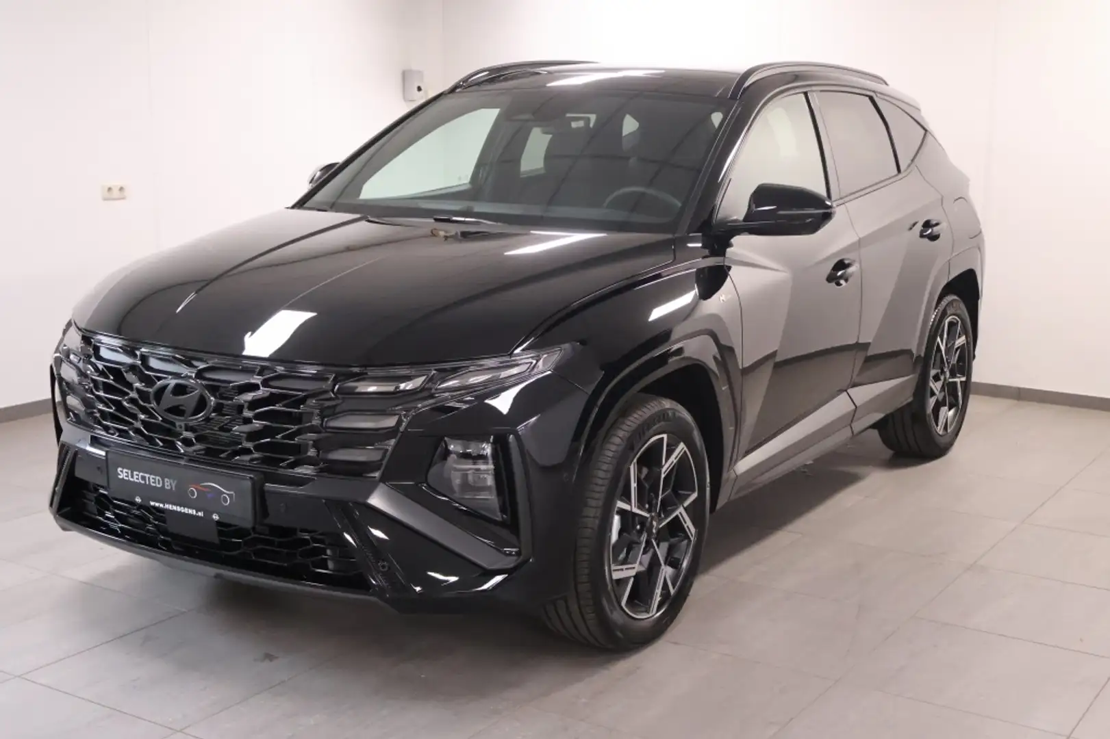 Hyundai TUCSON 1.6 T-GDI HEV N Line Sky Zwart - 1