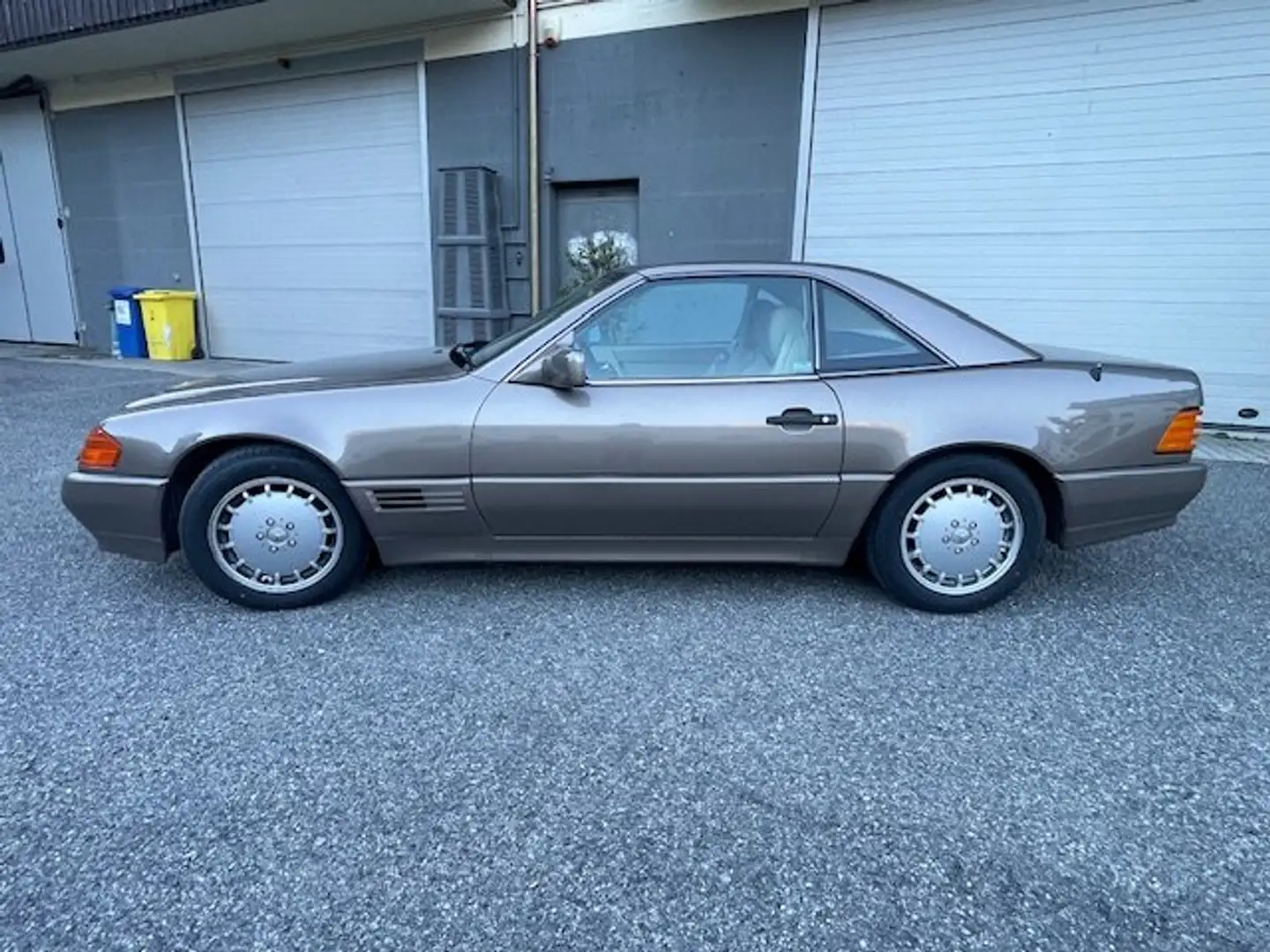Mercedes-Benz SL 300 SL 300 Marrone - 2
