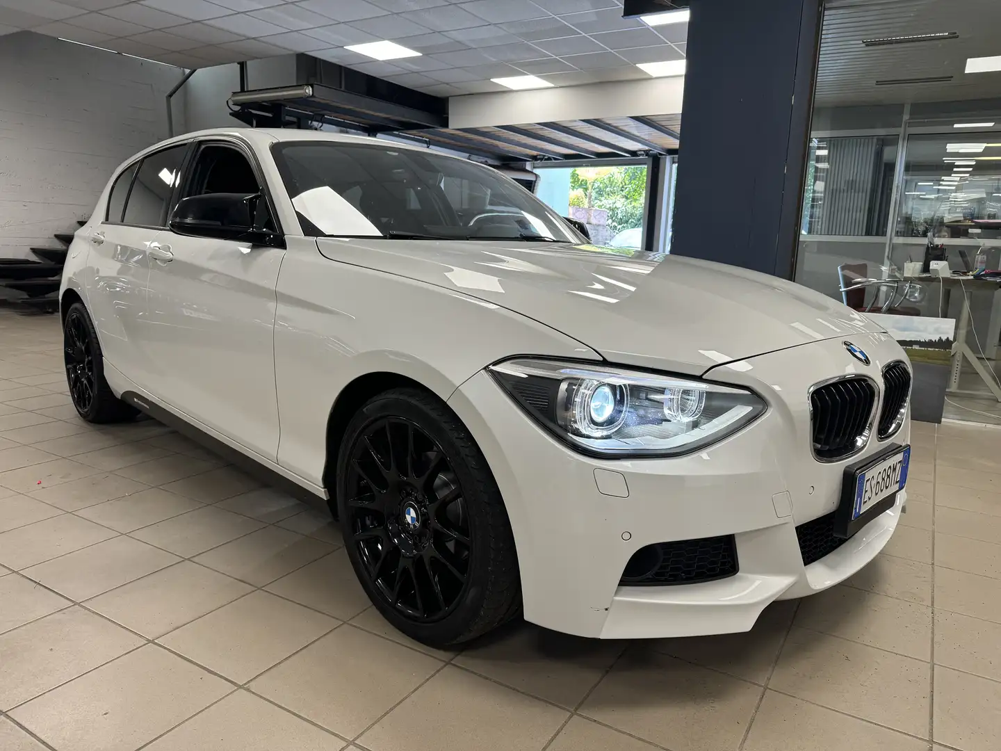 BMW 116 116d 5p Msport Blanc - 1