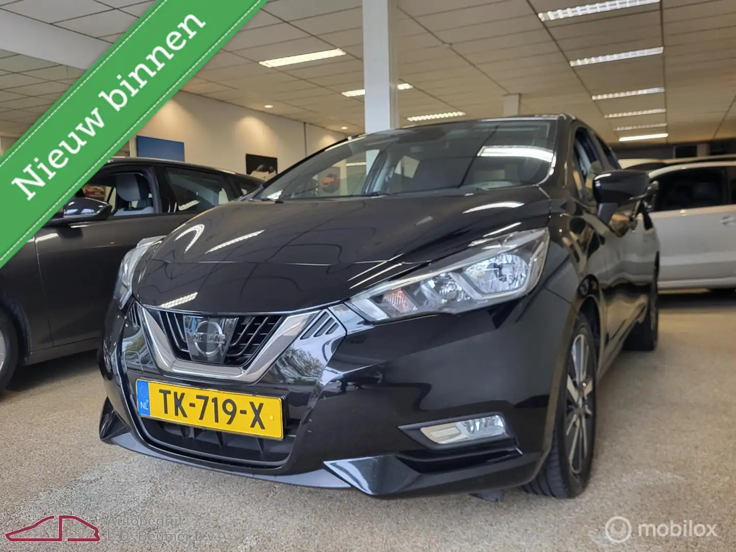 Nissan Micra 0.9 IG-T N-Connecta *NL, NAVI, CLIMA, RIJKLAARPRIJ Zwart - 1