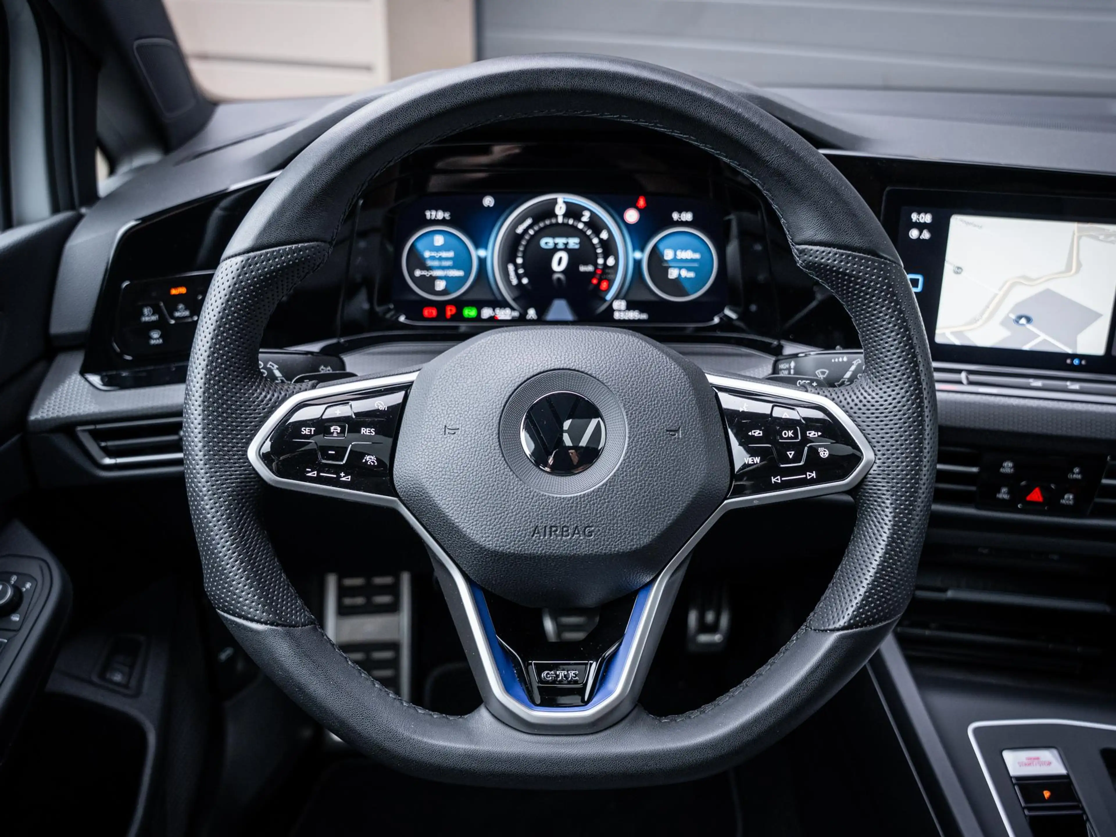 Volkswagen Golf GTE 8 1.4 eHybrid - Pano l Camera l Carplay — photo 14