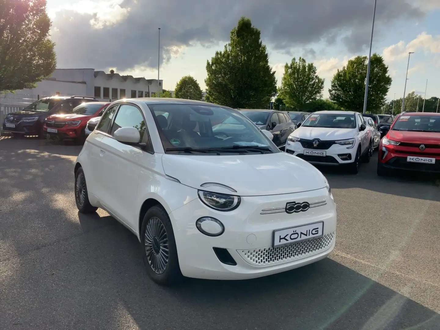 Fiat 500e ICON 42 KWH Klima*Sound*Carplay Weiß - 2