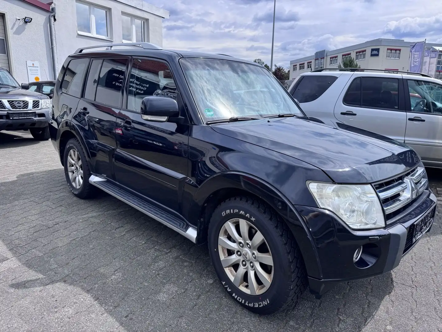 Mitsubishi Pajero 3.2 DI-D Instyle Negro - 1