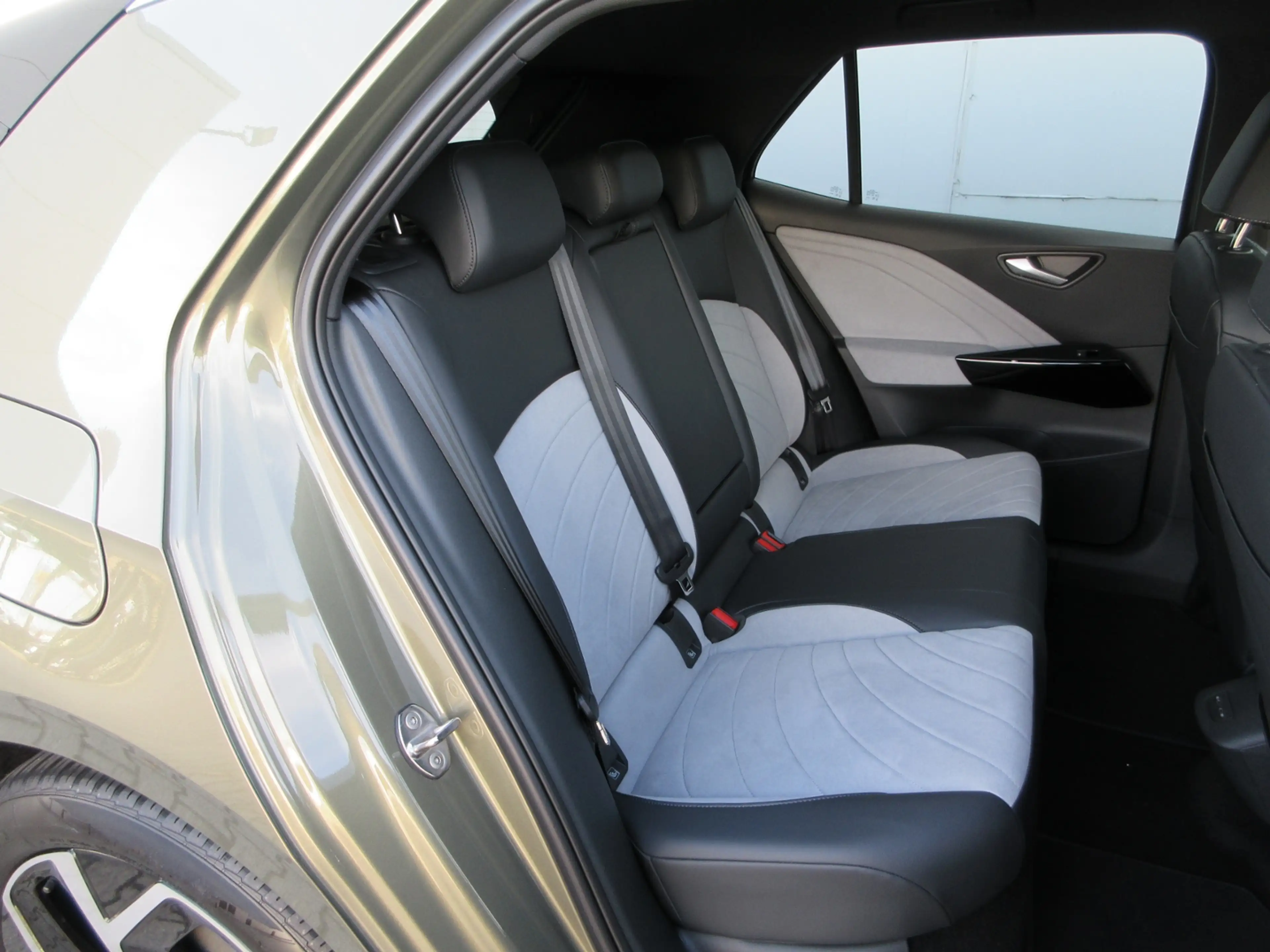 Volkswagen ID.3 Pro Facelift Move LED/19-ZOLL/NAVI-PRO/KESSY/ACC/ — photo 8