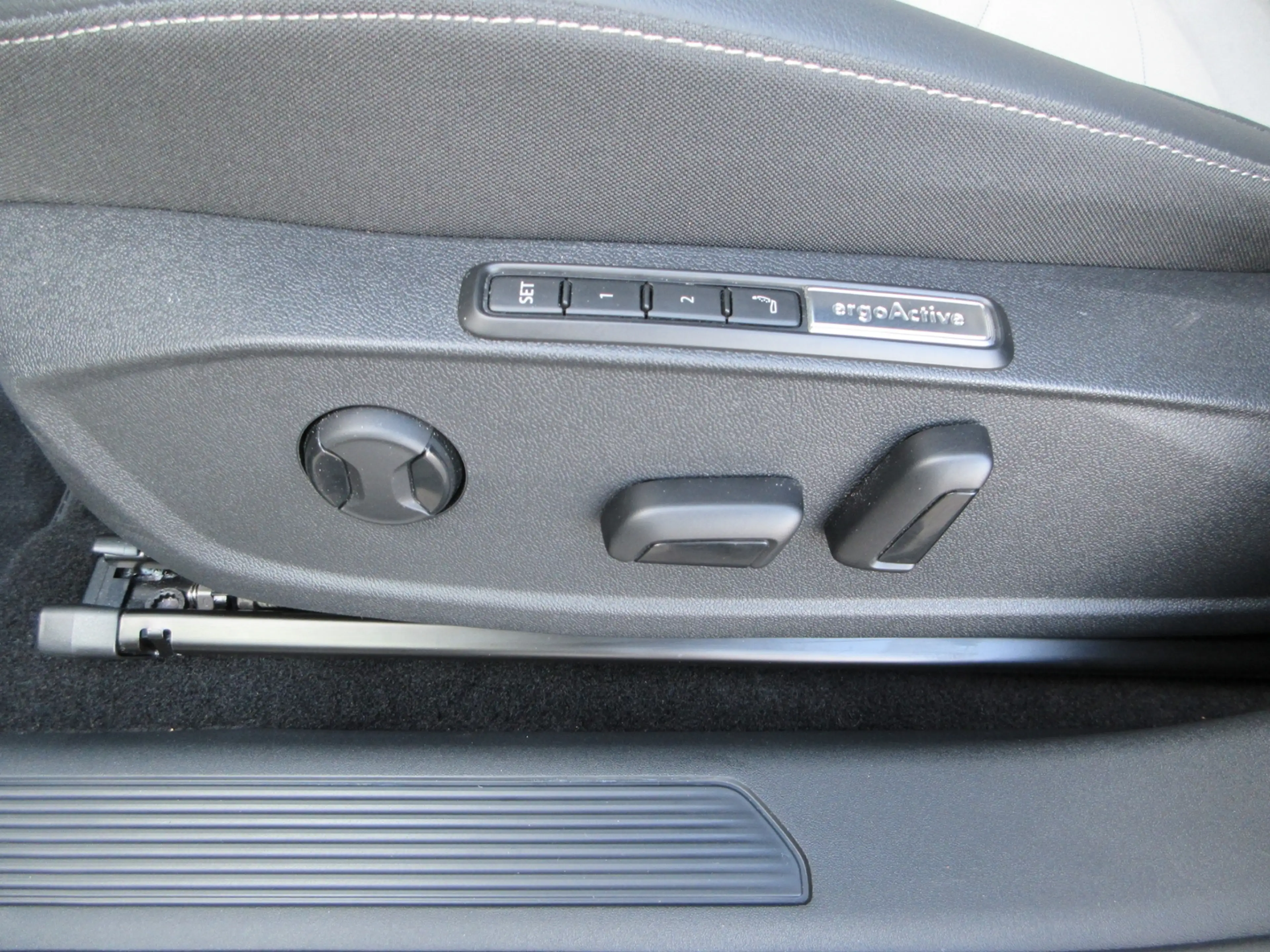 Volkswagen ID.3 Pro Facelift Move LED/19-ZOLL/NAVI-PRO/KESSY/ACC/ — photo 15