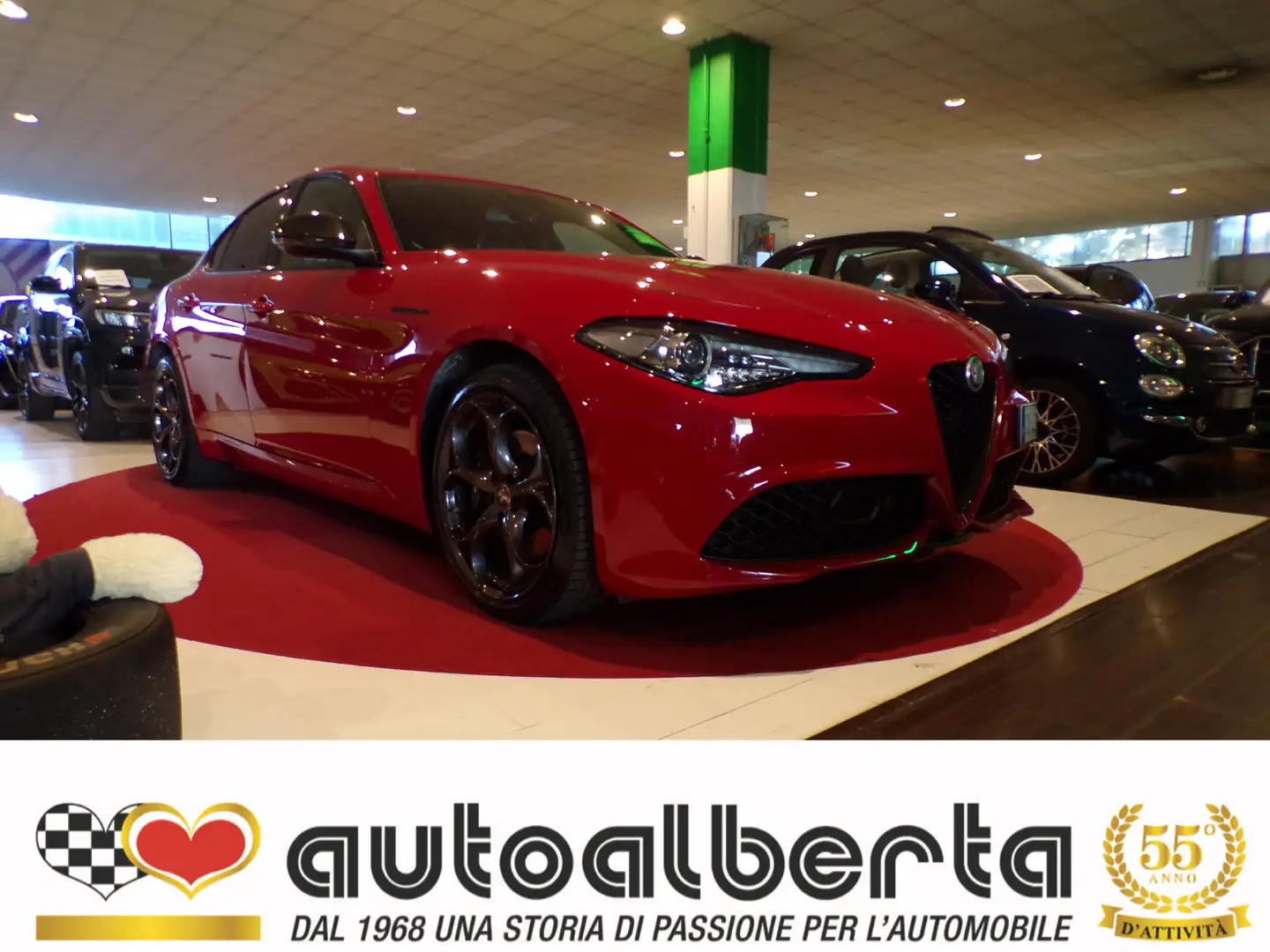 Alfa Romeo Giulia Estrema Q4 2.0 Turbo benzina 280cv auto Rosso - 1
