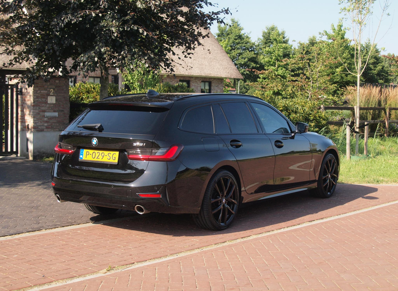 BMW 318 3-serie Touring 318i Business Edition | Black Opti — photo 10