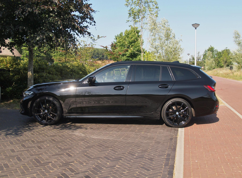 BMW 318 3-serie Touring 318i Business Edition | Black Opti — photo 7