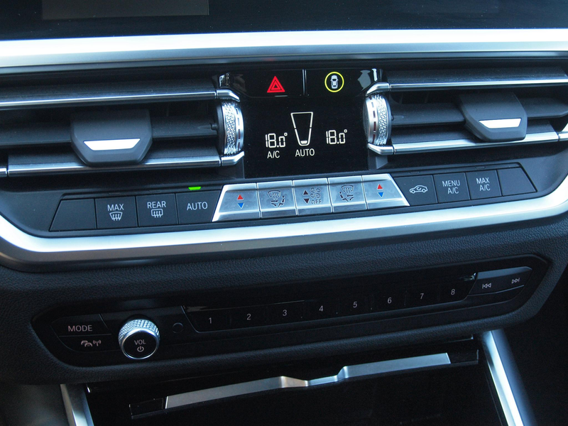BMW 318 3-serie Touring 318i Business Edition | Black Opti — photo 22