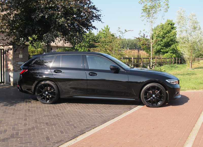 BMW 318 3-serie Touring 318i Business Edition | Black Opti — photo 11