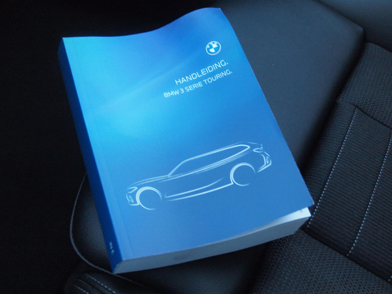 BMW 318 3-serie Touring 318i Business Edition | Black Opti — photo 31
