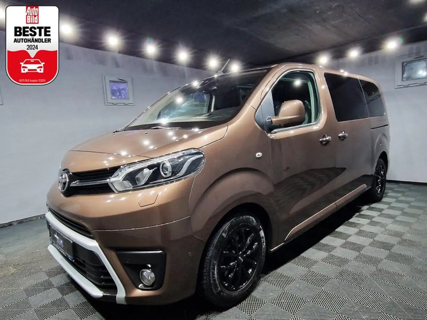 Toyota Proace Verso L1 Executive|AUTOM|LEDER|PANO|7 SITZER Braun - 1