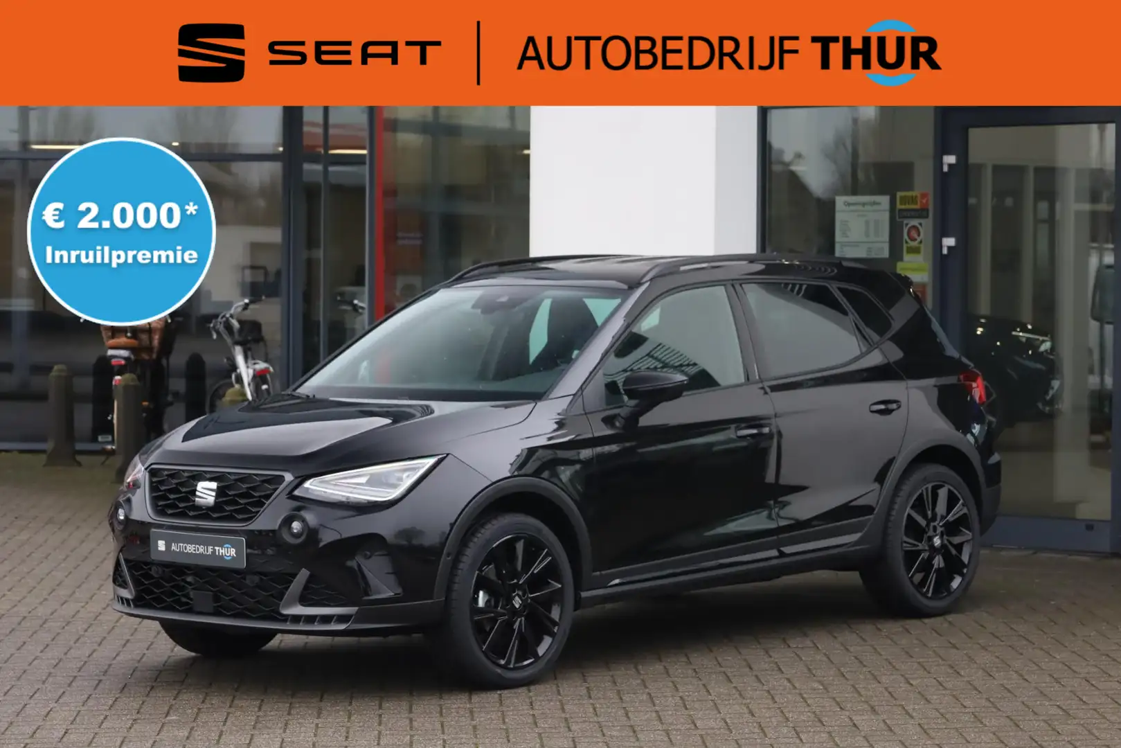 SEAT Arona 1.0 EcoTSI FR Business Connect 95PK / 70kW, Voorst Zwart - 1