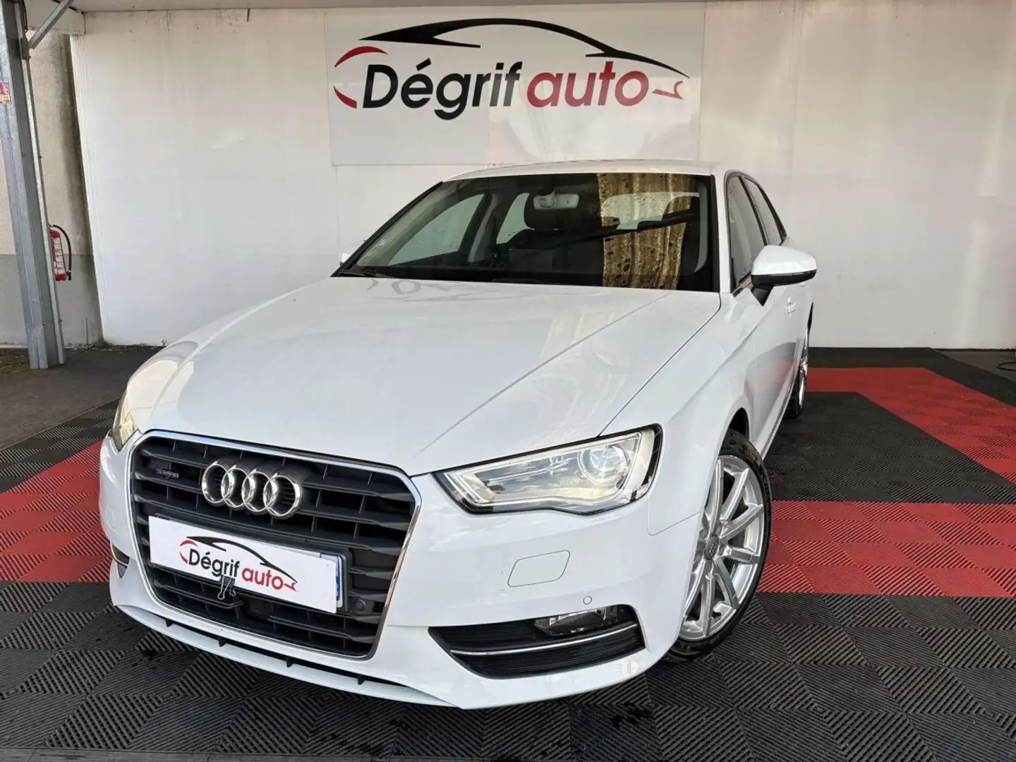 Audi A3 2.0 TDI 184 S tronic 6 Quattro Sport Blanc - 1