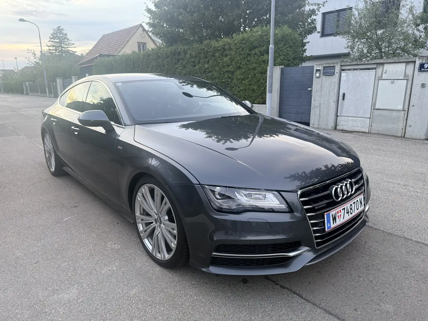 Audi A7 Sportback 3,0 TDI quattro Grau - 2