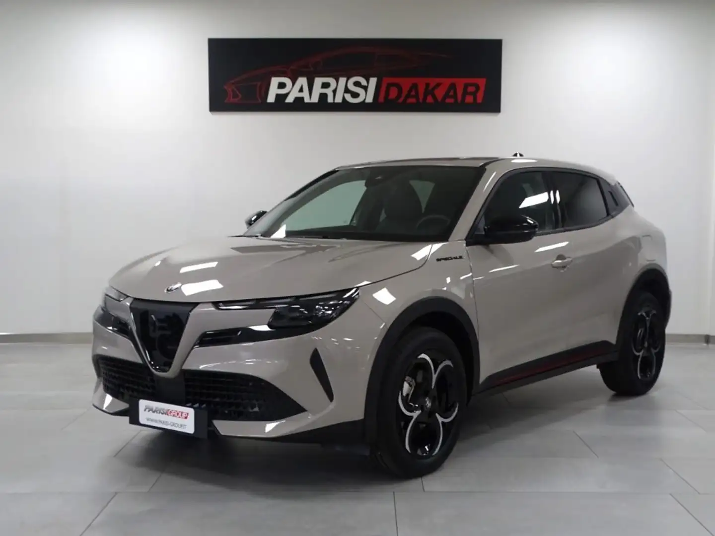 Alfa Romeo Junior 1.2 136 CV Hyb eDCT6 Speciale *PROMO PARISI GROUP* Beige - 1