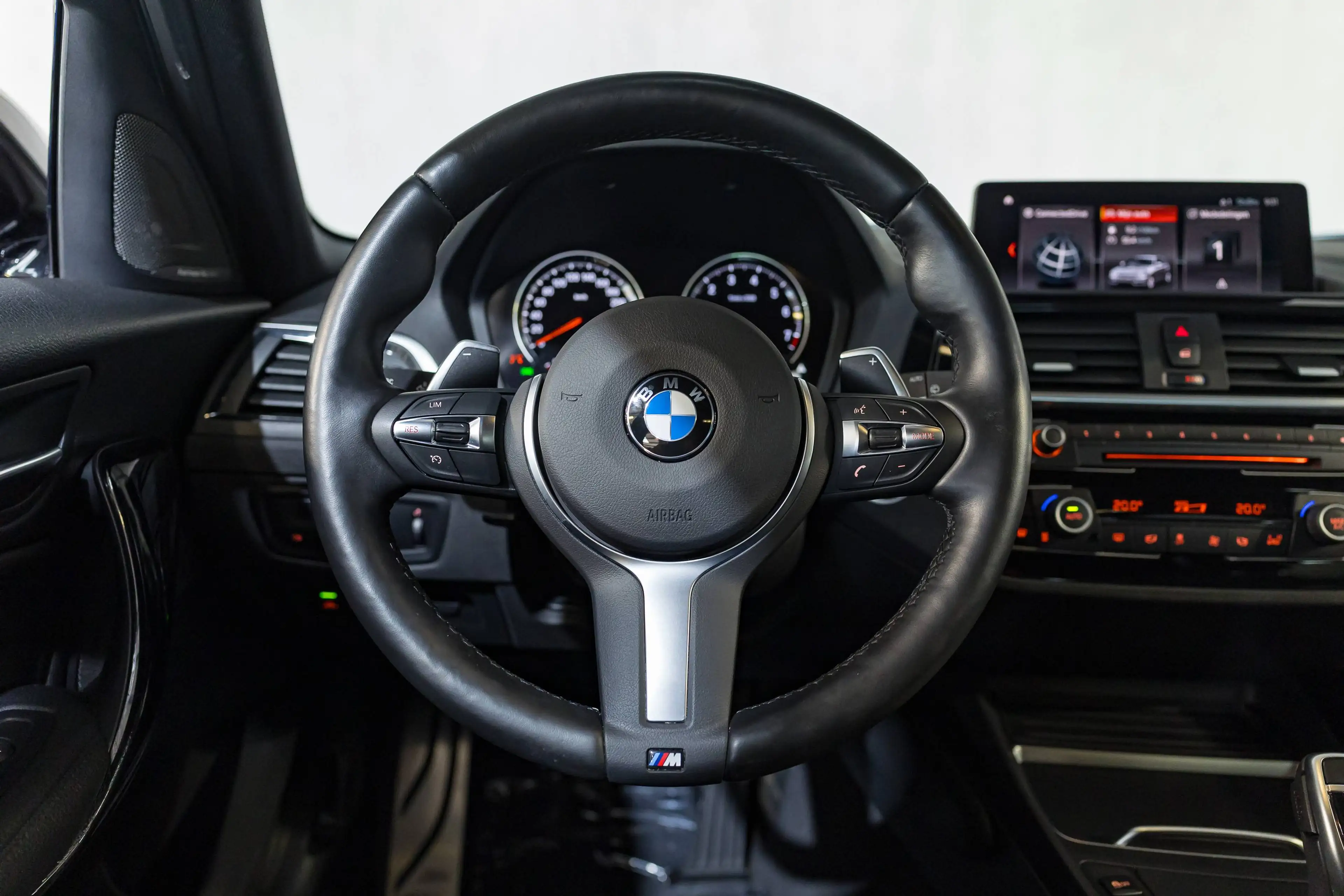 BMW 140 M140iAS X - XDRIVE | NAVPRO | HARMANKARDON | LED | BMW MAINTENANCE HISTORY — photo 10