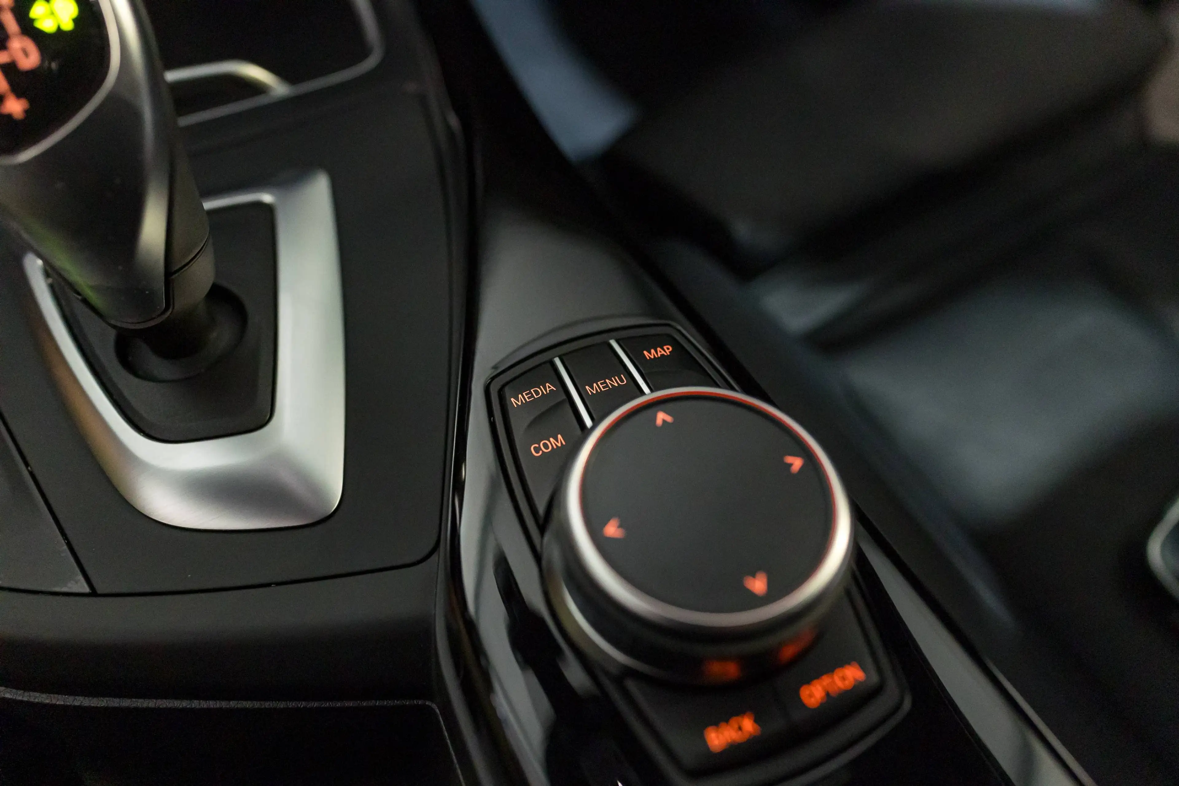 BMW 140 M140iAS X - XDRIVE | NAVPRO | HARMANKARDON | LED | BMW MAINTENANCE HISTORY — photo 15