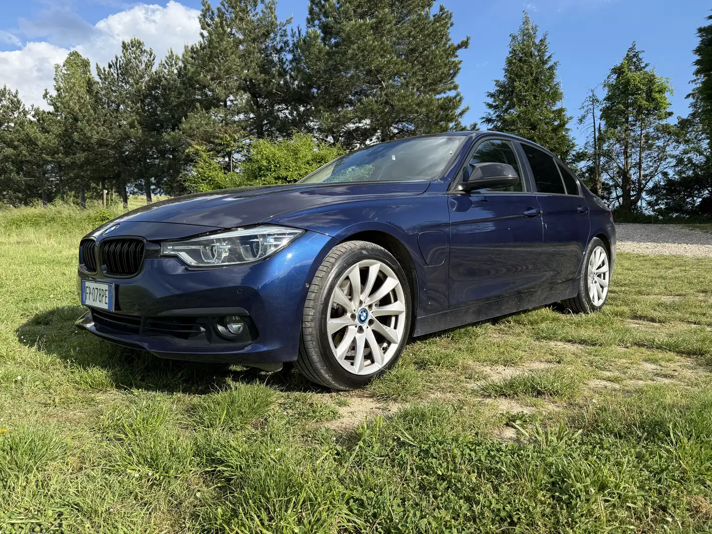 BMW 330 330e iPerformance business advantage Full - 1