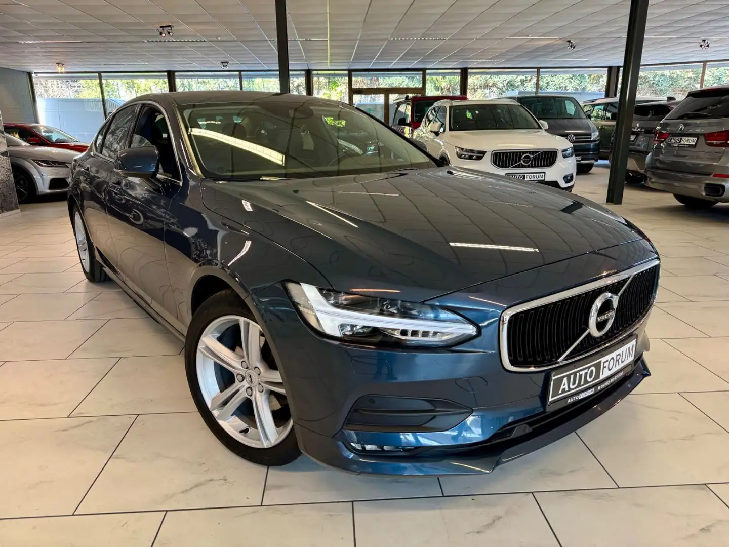 Volvo S90 2.0 D4 AUT NAVI LEDER CAM LED SHZ PDC MEMORY Blau - 2