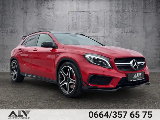 Mercedes-Benz GLA 45 AMG 4Matic Performance Package