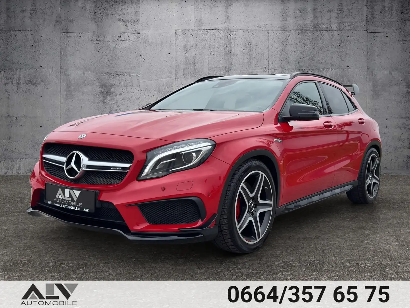 Mercedes-Benz GLA 45 AMG 4Matic Performance Package Rot - 2